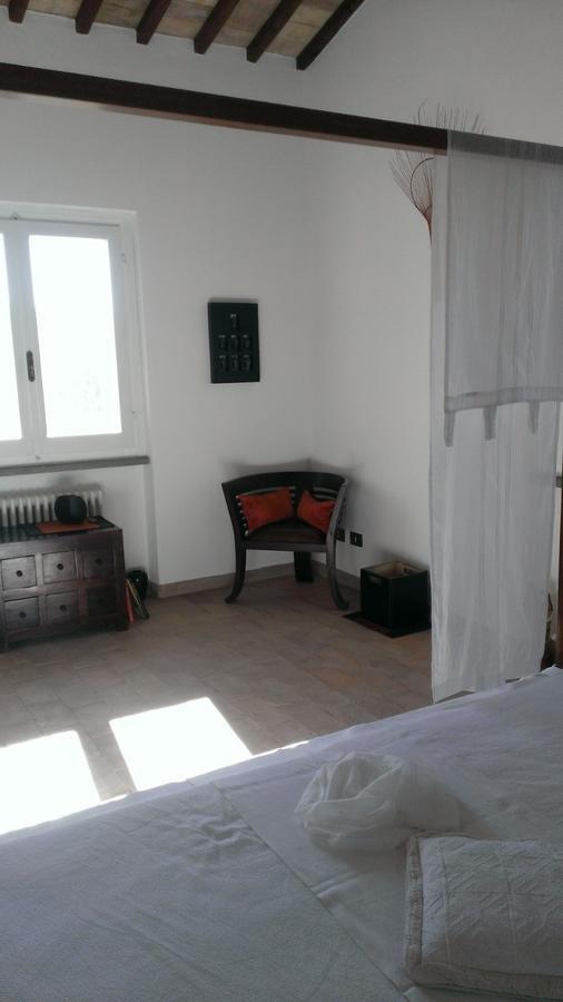 La Montagnola Retreat Gradoli Bagian luar foto
